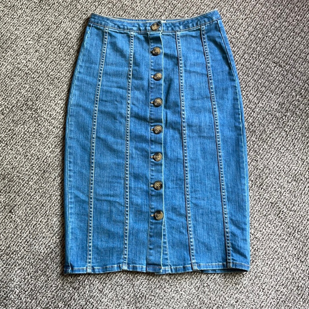 Denim button up pencil skirt from Down East.